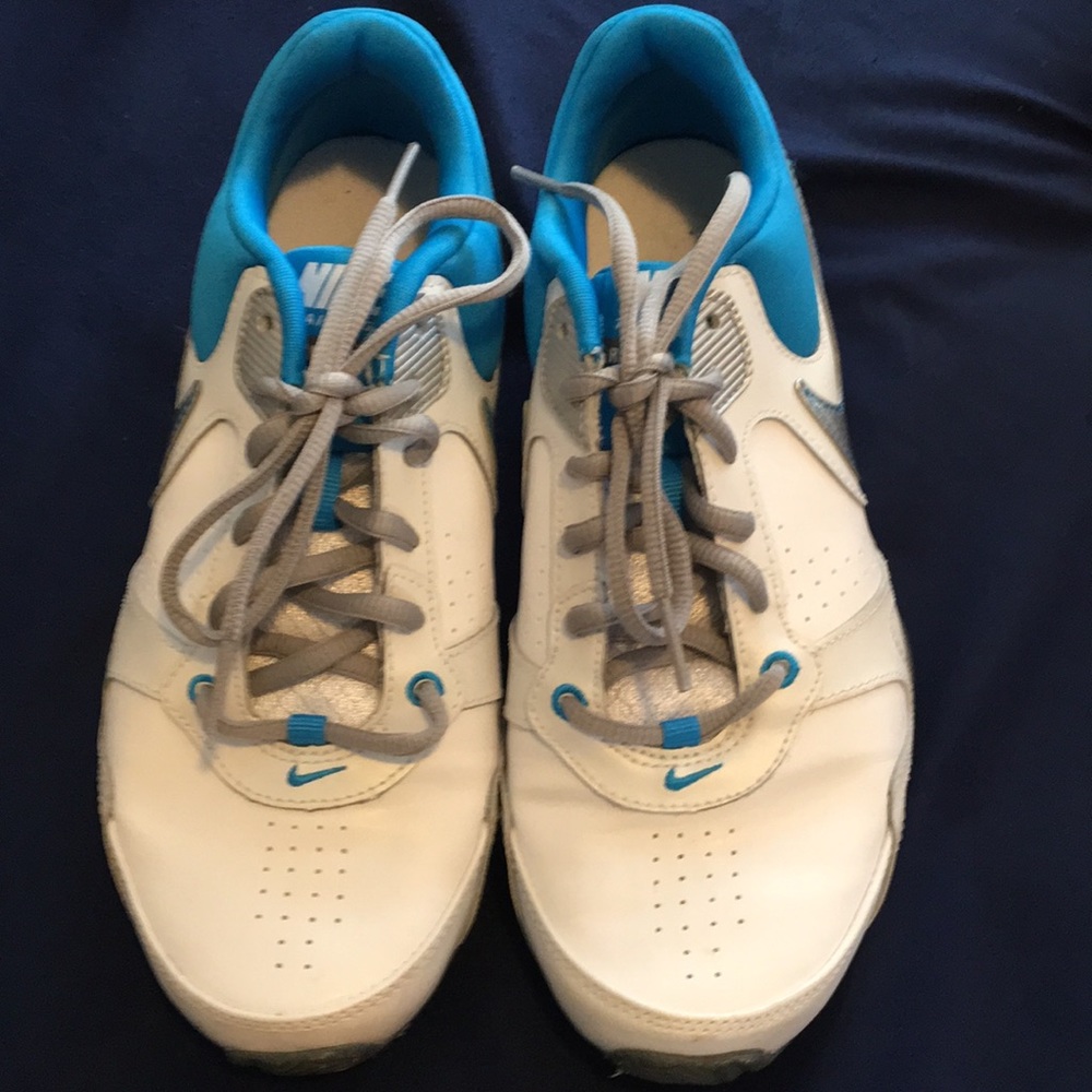 Women’s NIKE Reax Rockstar Size 7